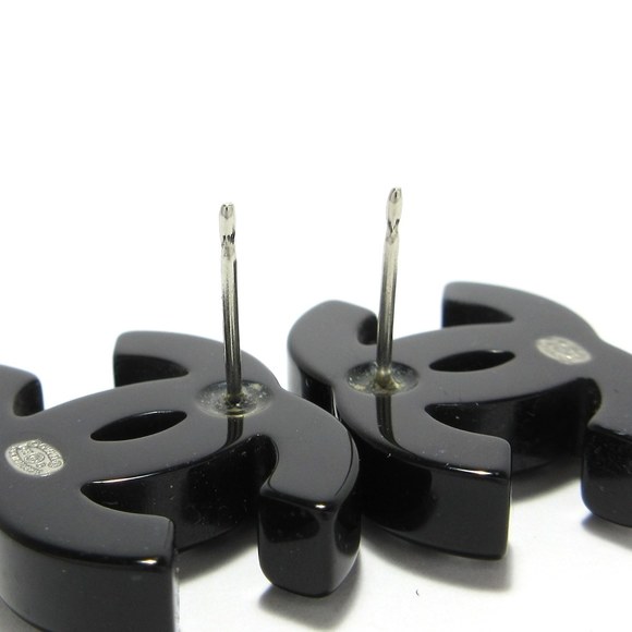 CHANEL Coco Mark Earrings - Picture 7 of 8